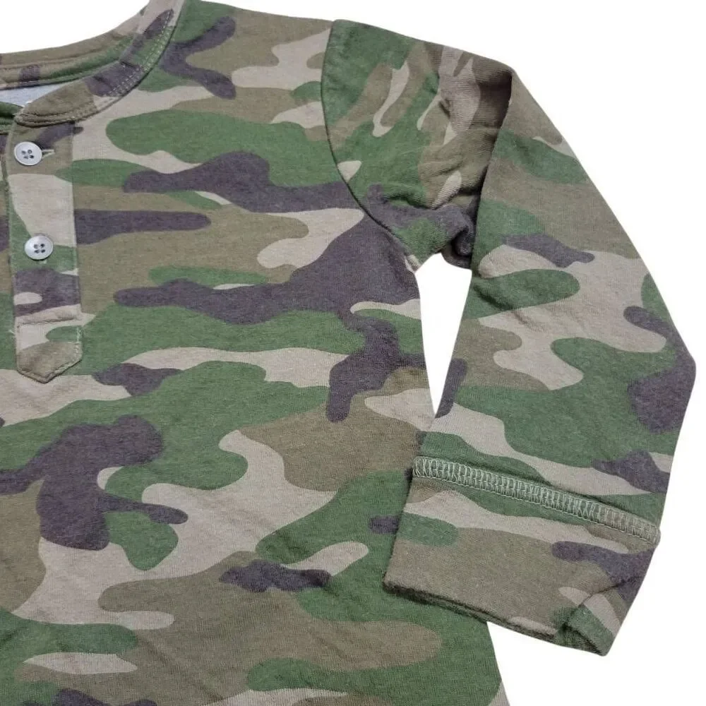 Baby Gap camouflage sweatshirt 2T